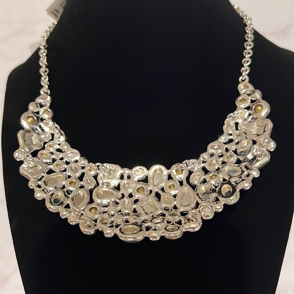 Necklace - Picture 6 of 11